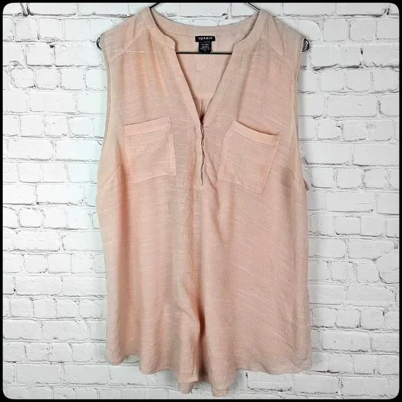 TORRID Harper Blush Pink Sleeveless Pocket Button Pullover Lightweight Top 0 - Picture 3 of 9